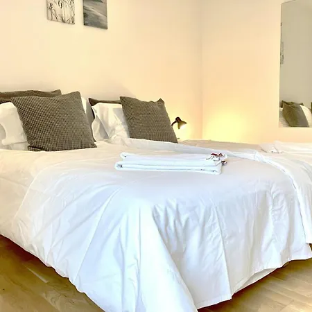 Spacious For 7 In Gellerupparken Århus