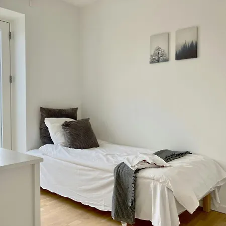 Spacious For 7 In Gellerupparken شقة