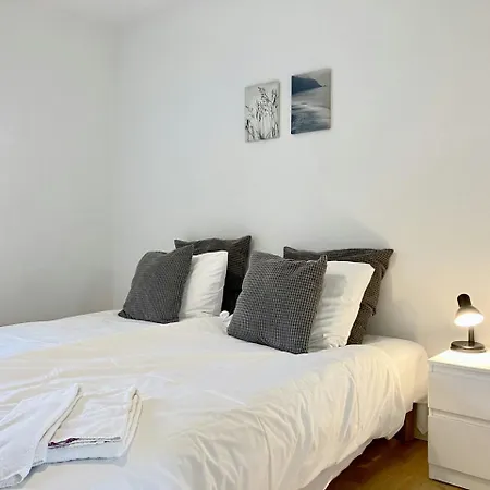 Spacious For 7 In Gellerupparken