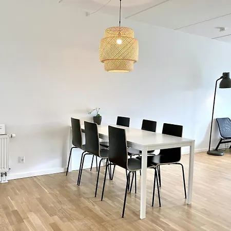 Spacious For 7 In Gellerupparken Appartement