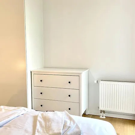 Апартаменты Spacious For 7 In Gellerupparken Орхус